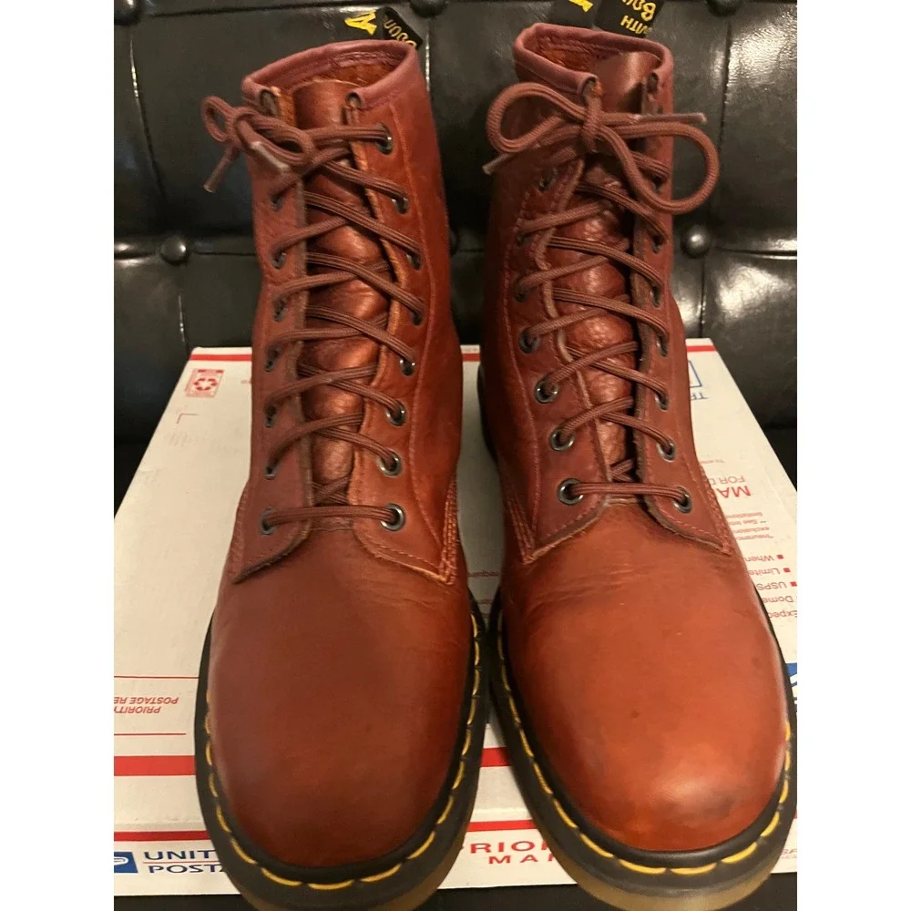 Dr. Martens Leather Boots Cask Brown